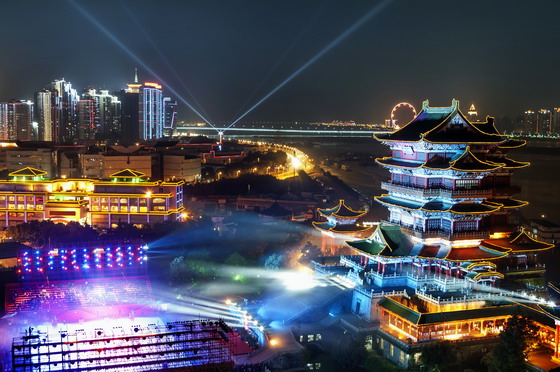 夜晚炫丽灯光城市风光摄影高清图片素材